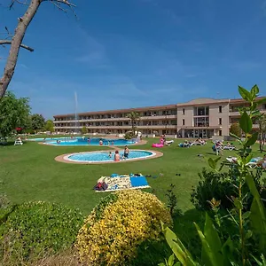 https://aparthotel-village-golf-beach.topcostabravahotels.com